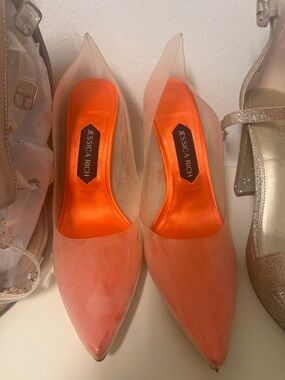 Jessica Rich Coral-Orange Pointed Toe Pumps